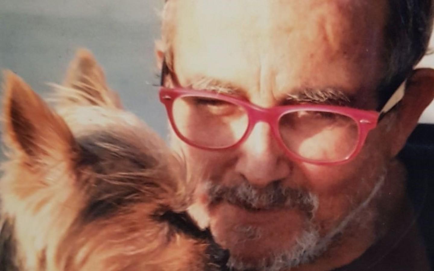 Ex infermiere lascia il suo necrologio: «Sono morto, peccato...»