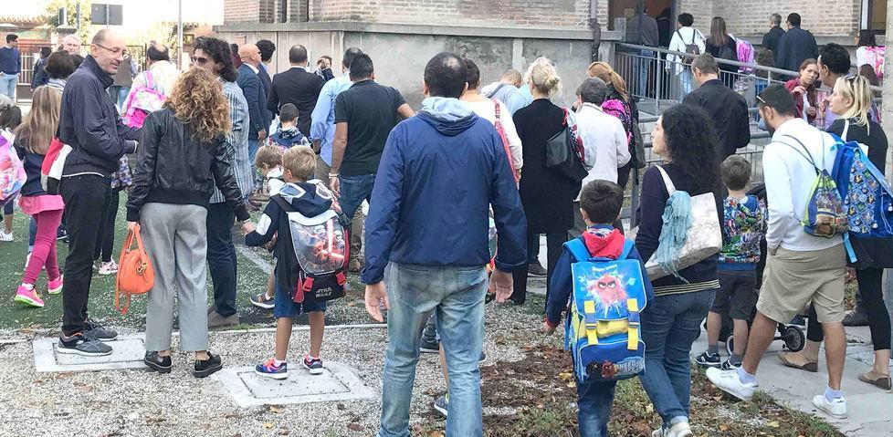 Calano i “primini” meno classi alle elementari 