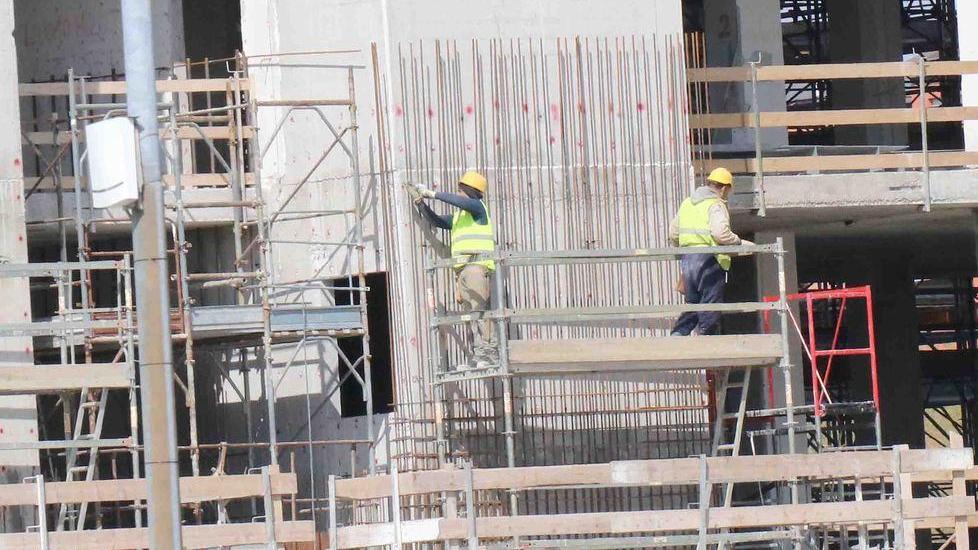 Edilizia, crescono le ditte del mercato illegale
