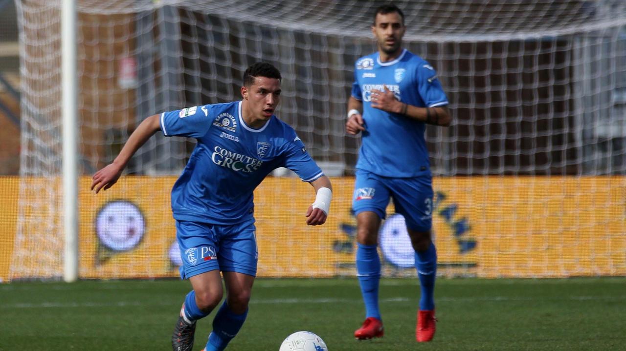 Ismael Bennacer in azione con la maglia dell'Empoli (foto agenzia Carlo Sestini)