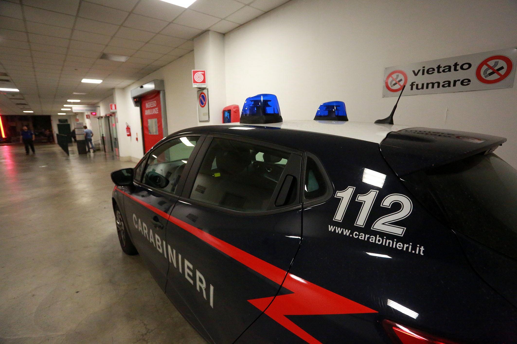 I carabinieri al pronto soccorso (foto d'archivio)