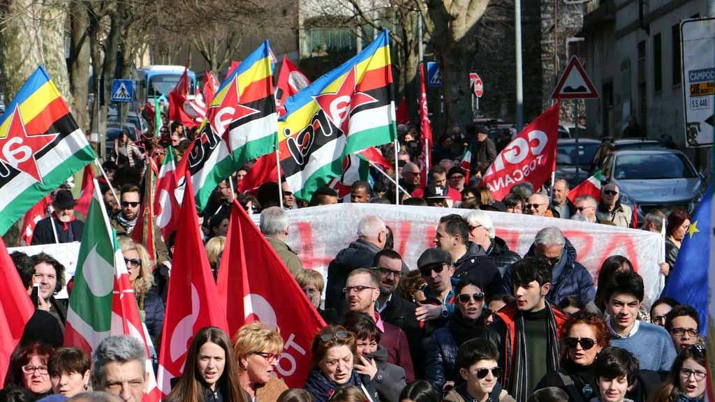 Antifascisti in corteo