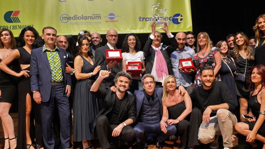 Diciotto comici da tutt’Italia si sfidano sul palco del Fabbri