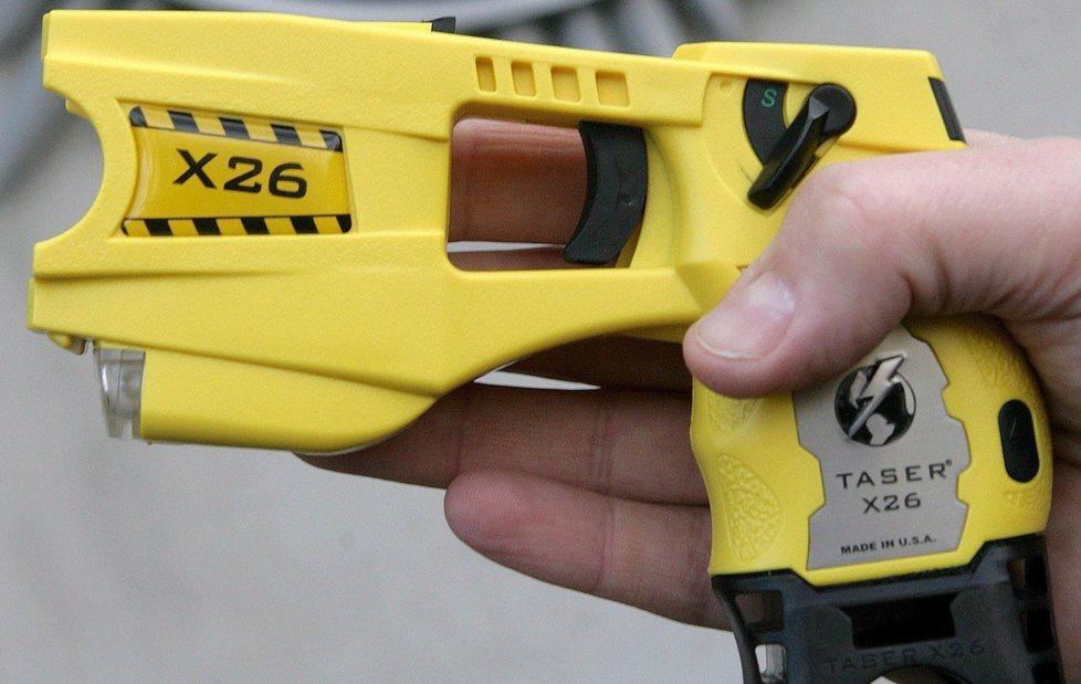 Reggio tra le sei città scelte per il taser alle forze dell’ordine