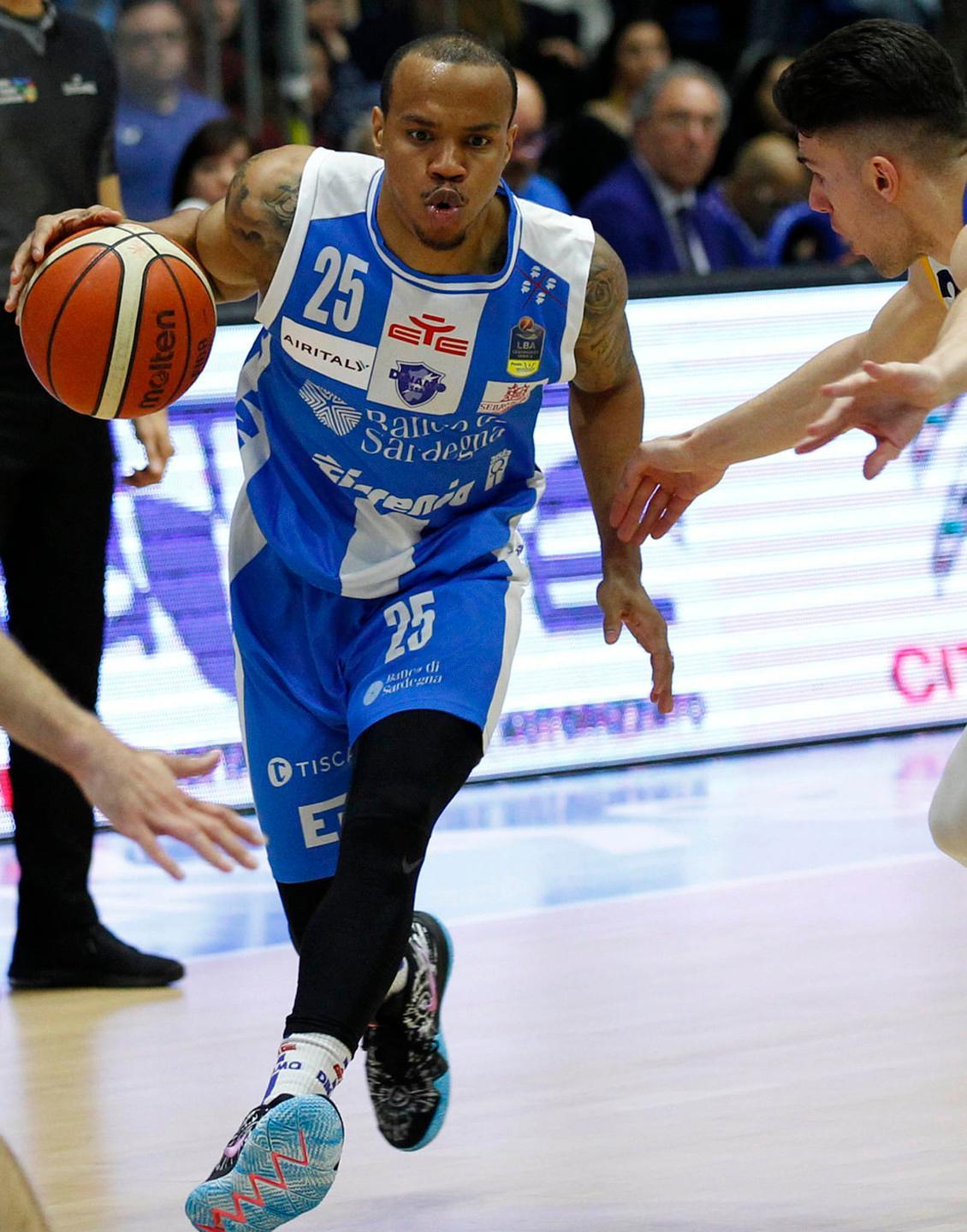 Dinamo non fermarti, contro Varese una sfida da playoff