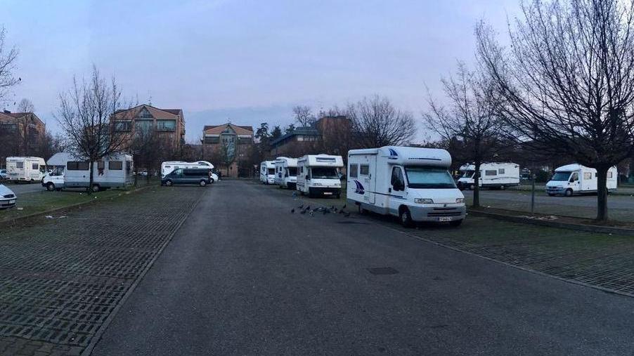 Reggio Emilia, al Foro Boario raffica di divieti contro nomadi e degrado