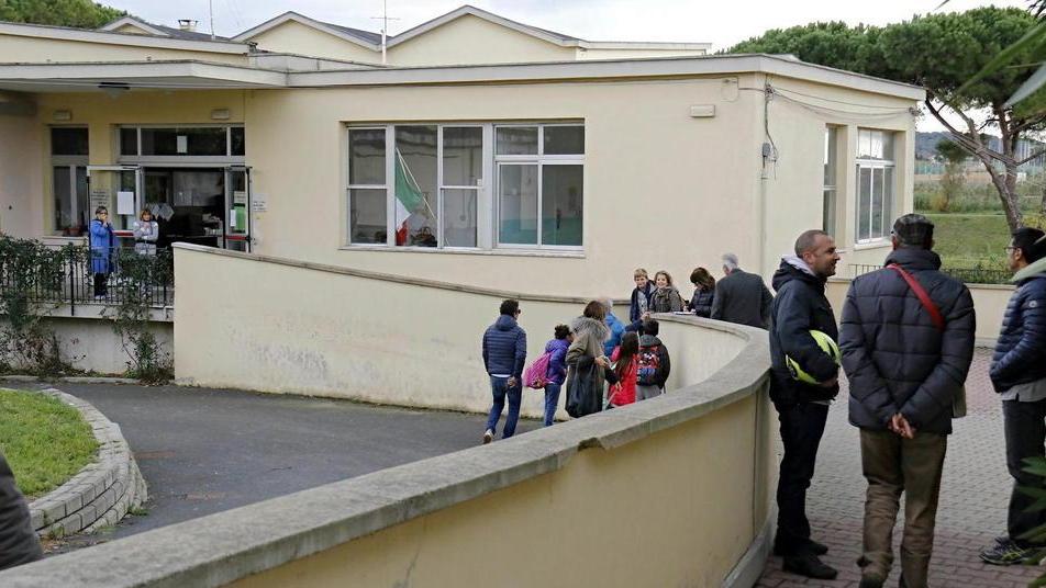 Scuola, troppe feste e riconteggi: «In classe a Santa Giulia è come far lezione a Natale»