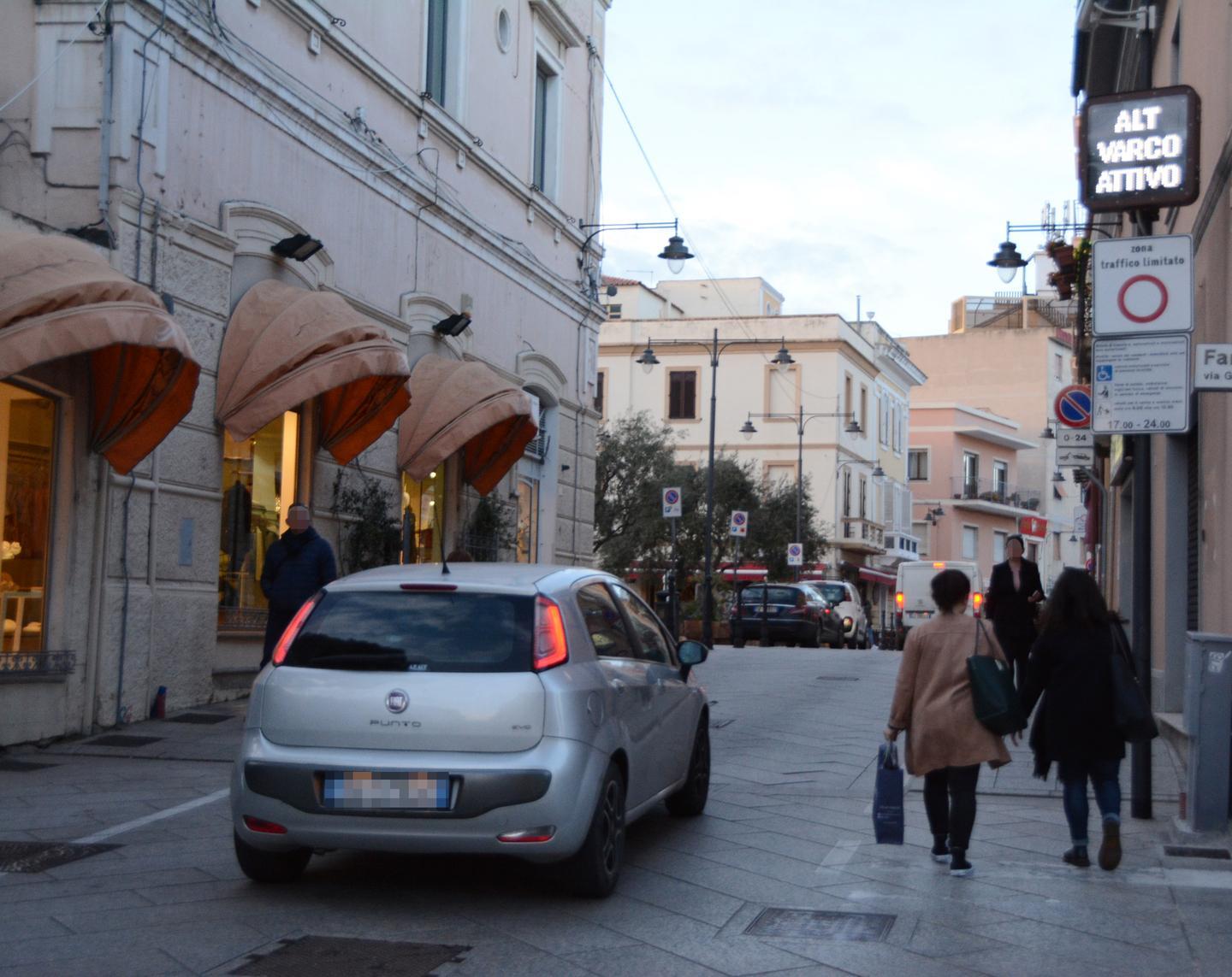Ztl di Olbia, multe pure al vicesindaco: «Ne ho prese 4, già pagate» 