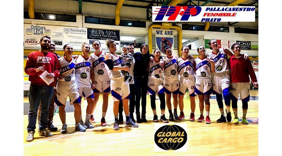 La foto ufficiale della Pallacanestro femminile Prato Global Cargo