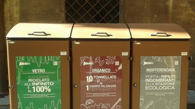 Rifiuti, inizia il porta a porta