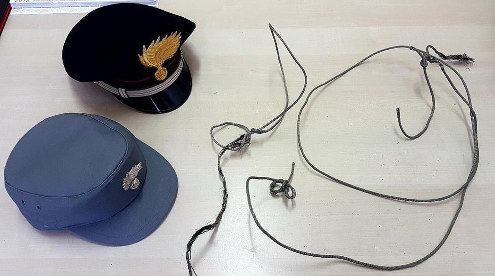 Cacciava con cavi di acciaio, denunciato 