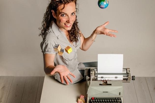Incinta perde il lavoro e cambia vita: "Sul web ho ritrovato me stessa"