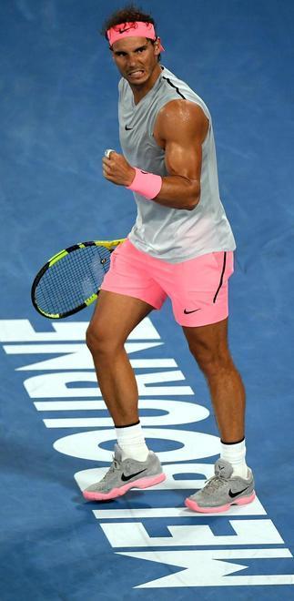 Pausa Federer sulla terra rossa, Nadal torna n. 1 