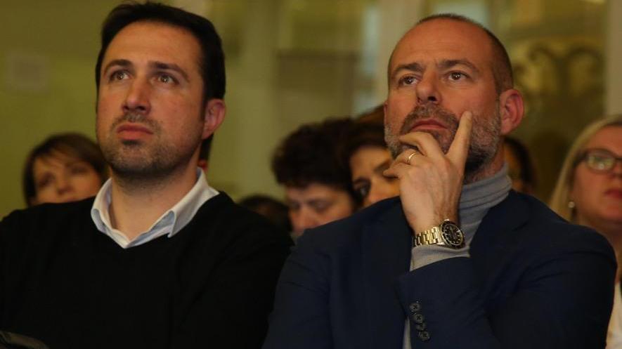 Sfoltimento della rosa oggi summit societario