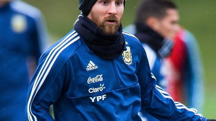 Argentina Messi vuol giocare contro la Spagna