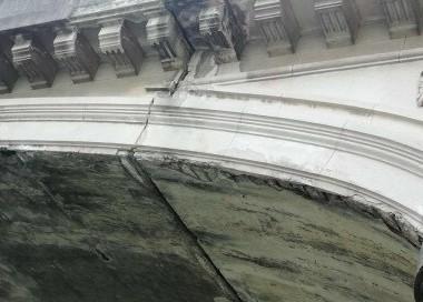 Crepe sotto il ponte della Vittoria