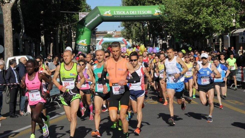 Maratonina Città di Prato per una Pasquetta di corsa