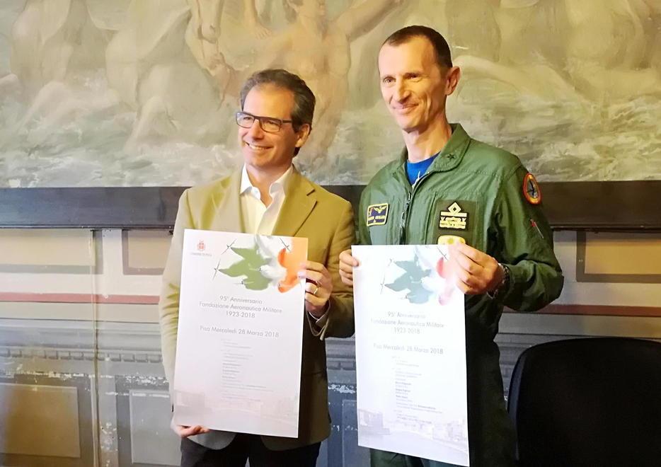 Le Frecce sui lungarni per celebrare i 95 anni dell’Aeronautica 
