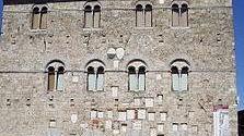 Musei chiusi d’inverno? È polemica