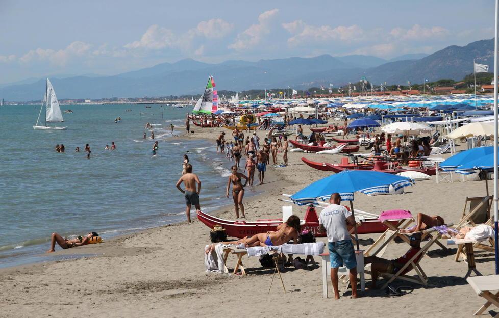 Spiaggia a rischio, pressing sulla Regione 