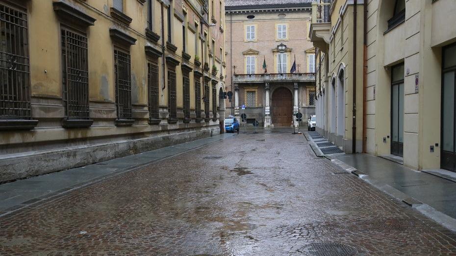 Non doveva essere pedonale?