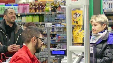 Lavoro festivo, sindacati proclamano sciopero nei centri commerciali