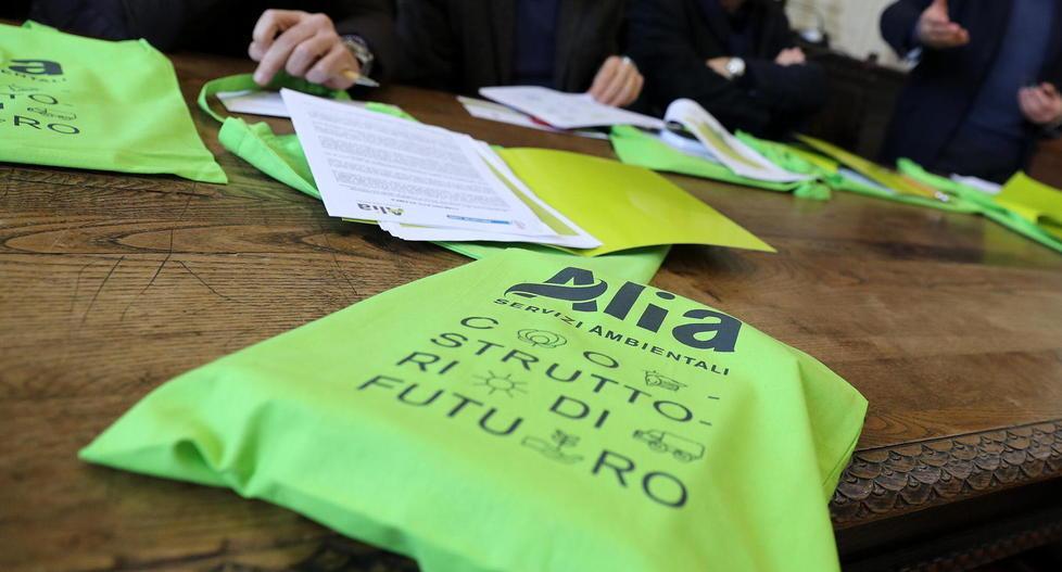Rifiuti, a Pieve a Nievole il fronte anti Alia ha già raccolto 200 firme 