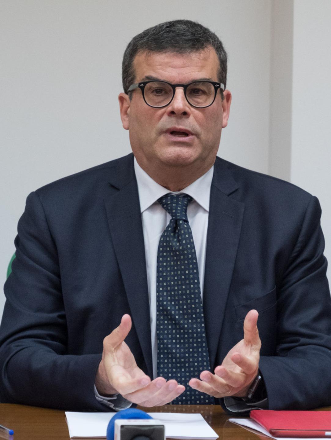 L'assessore regionale alla Sanità Luigi Arru