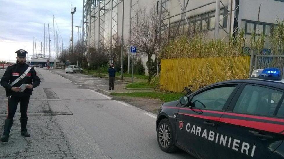 Investitore al lavoro una firma per dire no