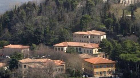 La proposta di Rossi «Intesa sull’ospedale entro l’estate 2018»