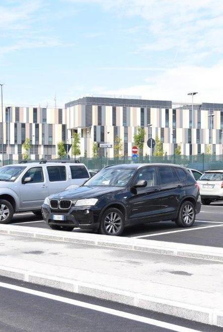 Il parcheggio dell’ospedale intitolato al maestro Pratali