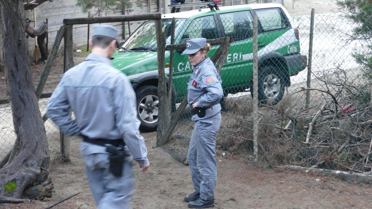 Sono stati i carabinieri forestali a sorprendere il pescatore di frodo