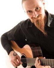 Allo Stones di Vignola due voce-chitarra 