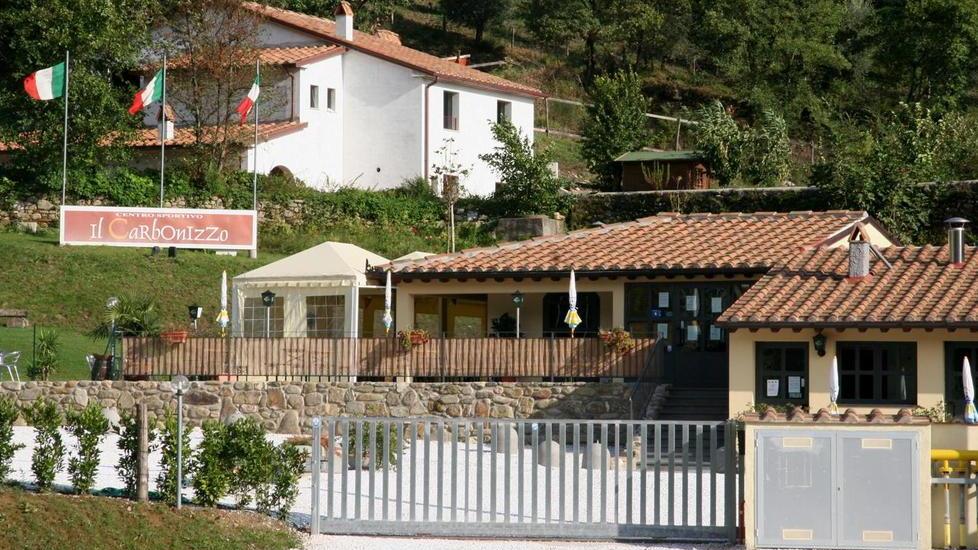 Tre indagati per la morte sul campo di calcio a 5