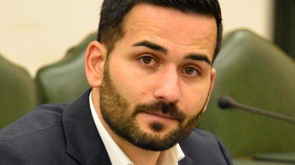 Novità per le tariffe sui rifiuti e inizia la lotta al punteruolo