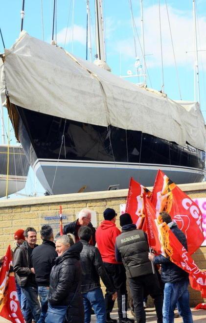 Sotto la tenda per Pasqua al porto 