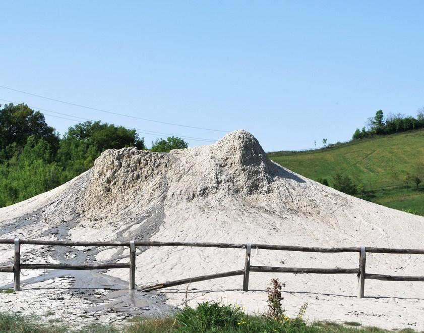 Spezzano e Nirano, visite tra salse e castello