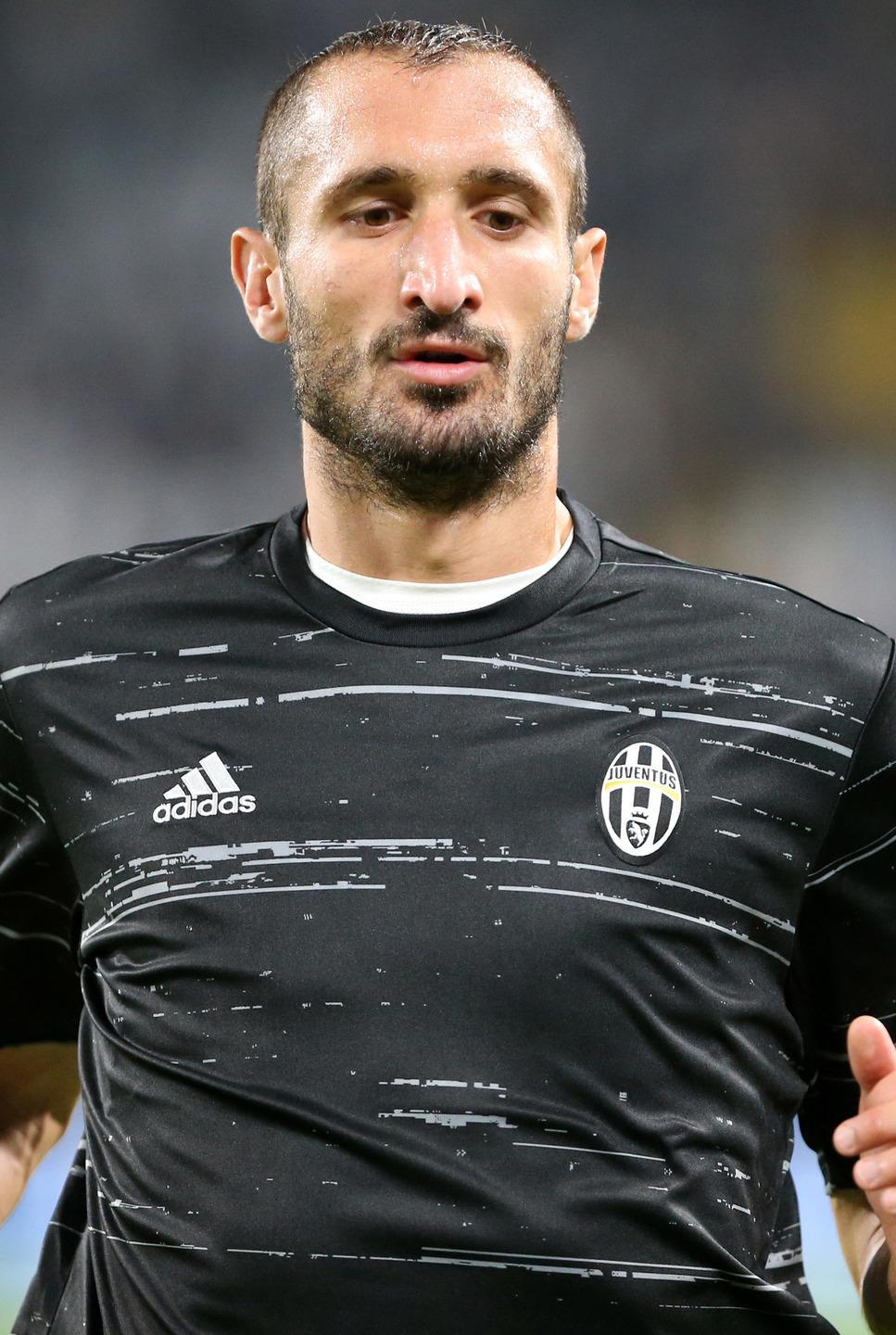 Esame Milan per la Juventus nella corsa verso lo scudetto