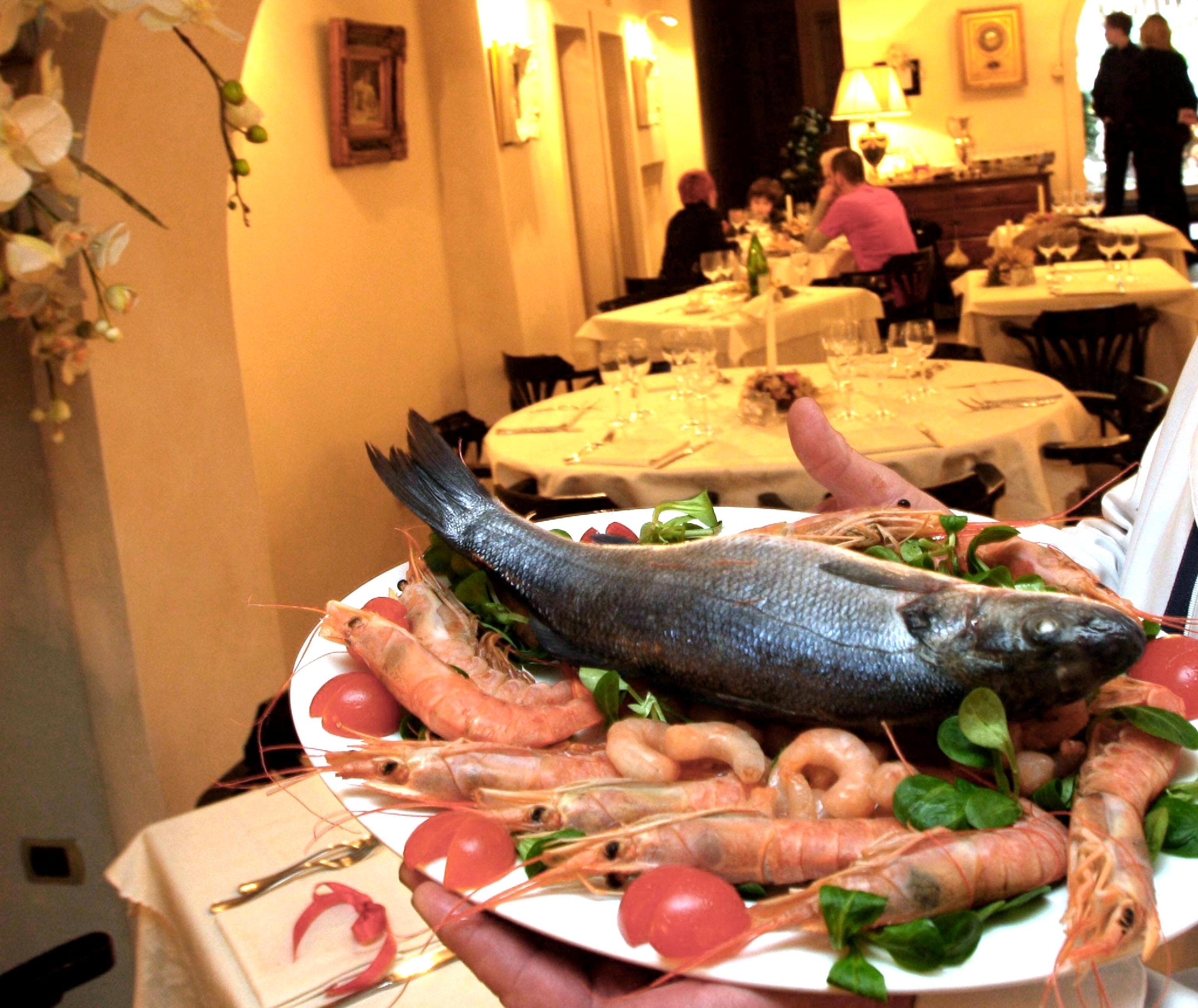 Pasqua e Pasquetta, ristoranti quasi tutti aperti in Sardegna