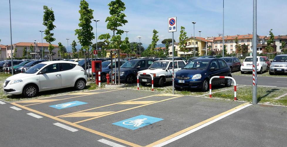 Revocati 42 stalli riservati: ora sono per tutti gli invalidi 