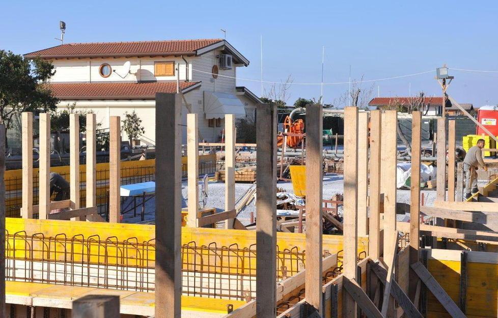 La perla vip punta sulle piscine e sui soliti servizi extralusso
