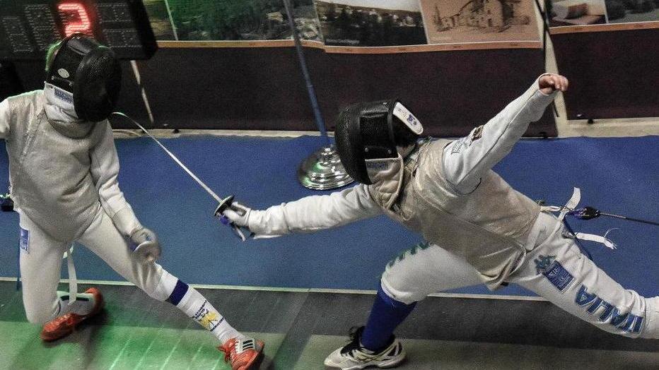 La scherma cecinese conquista l’oro con “big” Franceschi