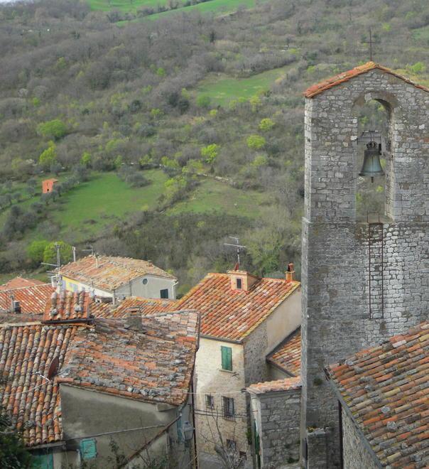 L’opposizione: «Per famiglie e ristoratori la Tari aumenta»