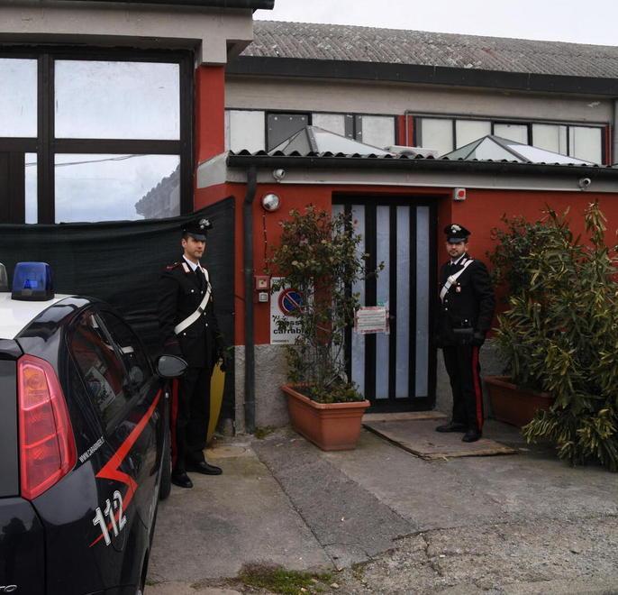 Casalinghe hot nel locale del sesso estremo