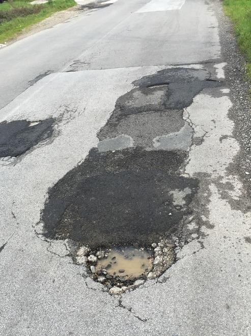 Le strade sono un colabrodo 