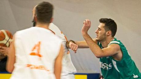 Gmv, clamorosa rimonta Battuta la Ies nel derby