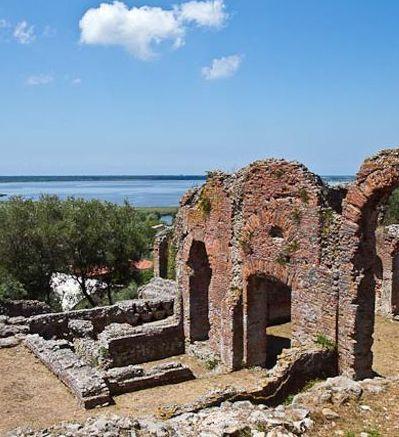 Dall’antica Massaciuccoli a Sant’Anna di Stazzema