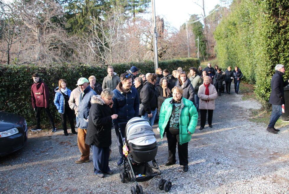 Comitato di Capriglia contro il candidato Dati