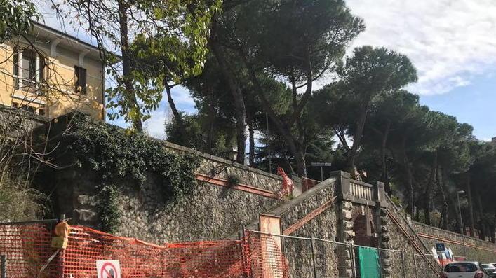 «La scala del Boccalone è in completo abbandono»