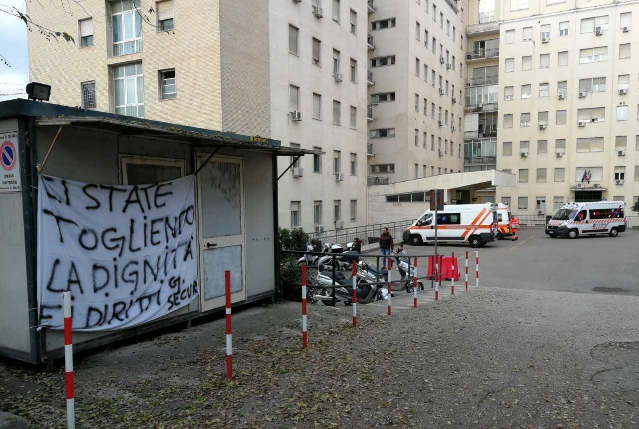 «Addetti alla vigilanza senza stipendio»